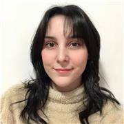 Laureata in Decorazione e Fotografia è disponibile per lezioni di storia dell'arte e di storia e critica della fotografia